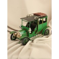 Фигурка Зеленый автомобиль 30-х годов