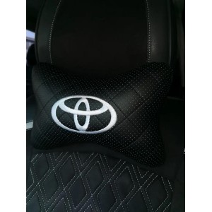 Подушка на подголовник TOYOTA (c черной прошивкой по экокоже)