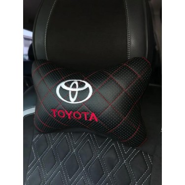 Подушка на подголовник TOYOTA (c красной прошивкой и вышивкой)