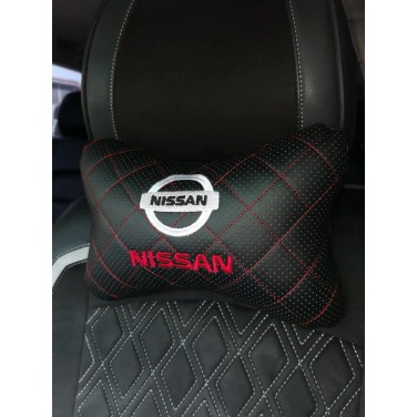 Подушка на подголовник NISSAN (из экокожи c красной прострочкой)
