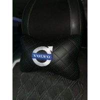 Подушка на подголовник VOLVO (черная, с вышивкой и прошивкой)