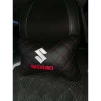Подушка на подголовник SUZUKI (из экокожи с красной прострочкой) Подушка на подголовник SUZUKI (из экокожи с красной прострочкой)