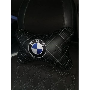 Подушка на подголовник BMW (из экокожи с белой прострочкой)