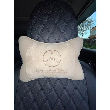 Подушка на подголовник Mercedes-Benz (бежевая, из экокожи)