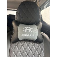 Подушка на подголовник Solaris (из экокожи с серой вставкой)