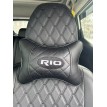Подушка на подголовник KIA RIO (черная, из экокожи) Подушка на подголовник KIA RIO (черная, из экокожи)