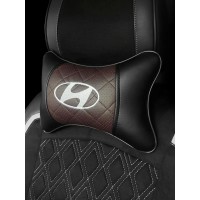 Подушка на подголовник HYUNDAI (из экокожи c коричневой вставкой)