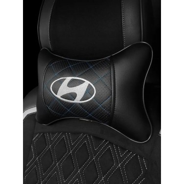 Подушка на подголовник HYUNDAI (из экокожи c голубой прошивкой)