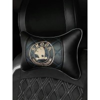 Подушка на подголовник Skoda (из экокожи с черной прострочкой) Подушка на подголовник Skoda (из экокожи с черной прострочкой)