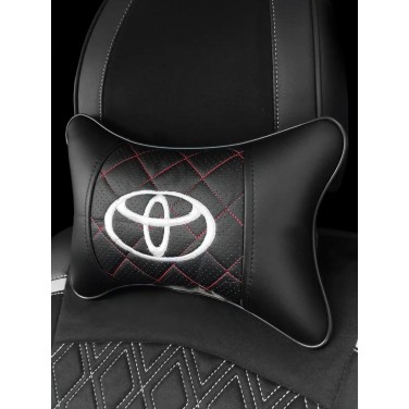 Подушка на подголовник TOYOTA (c красной прошивкой по экокоже)