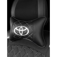 Подушка на подголовник TOYOTA (с белой прошивкой по экокоже)