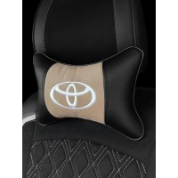 Подушка на подголовник TOYOTA (с вышивкой по бежевому велюру)