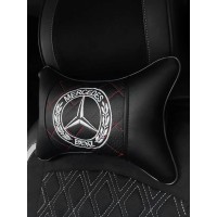 Подушка на подголовник Mercedes-Benz (из экокожи с красной прострочкой)