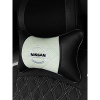 Подушка на подголовник NISSAN (из экокожи с белой вставкой)
