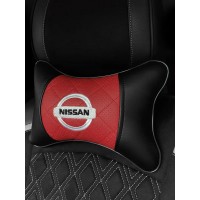 Подушка на подголовник NISSAN (из экокожи с красной вставкой)