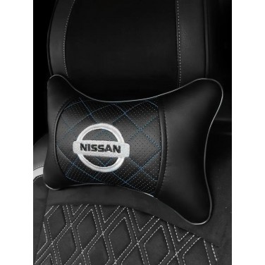 Подушка на подголовник NISSAN (из экокожи с голубой прошивкой) Подушка на подголовник NISSAN (из экокожи с голубой прошивкой)