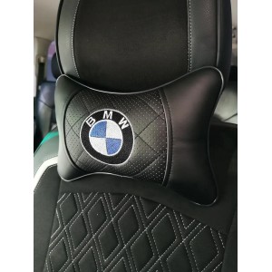 Подушка на подголовник BMW (черная, из экокожи)