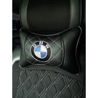 Подушка на подголовник BMW (с белой прострочкой, из экокожи)