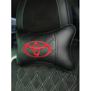 Подушка на подголовник TOYOTA (из экокожи c черной вставкой)
