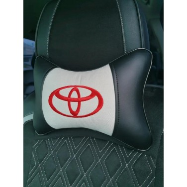 Подушка на подголовник TOYOTA (из экокожи c белым велюром)