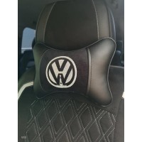 Подушка на подголовник Volkswagen (из экокожи с белой вышивкой)
