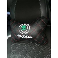 Подушка на подголовник Skoda (с вышивкой и красной прошивкой)