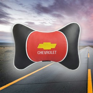 Подушка на подголовник Chevrolet (с вставкой из красной экокожи)