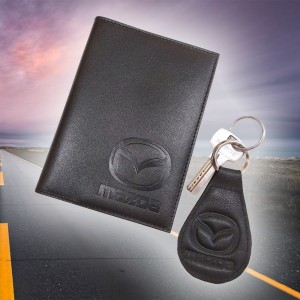 Подарочный набор Mazda: обложка для автодокументов и брелок