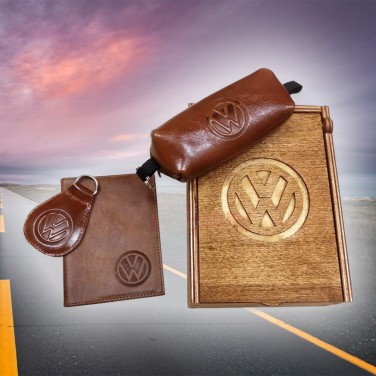 Подарочный набор Volkswagen: обложка для автодокументов, брелок и ключница