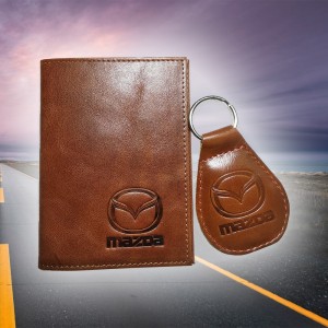 Подарочный набор Mazda: обложка для автодокументов и брелок