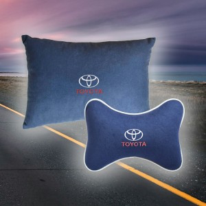 Малый подарочный комплект подушек Toyota (из синего велюра)