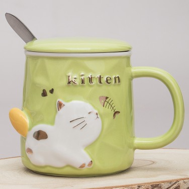 Кружка с крышкой Шаловливый котенок