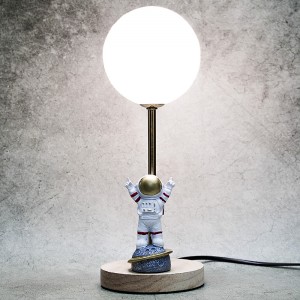 Светильник Покоритель космоса