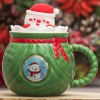 Кружка с крышкой Дед Мороз в мешке - Фото № 2