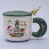 Кружка с крышкой Золотая ель - Фото № 3