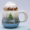 Кружка с крышкой Рождественский сюрприз