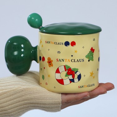 Кружка с крышкой Рождественская сказка