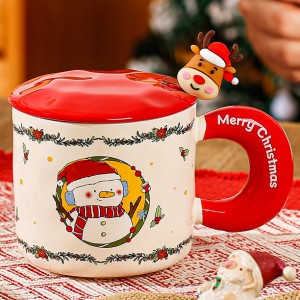 Кружка с крышкой Снеговик и олень
