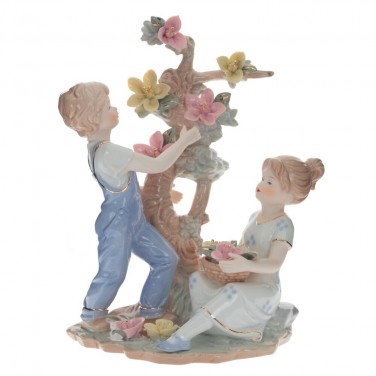 Фигурка Дети с цветами