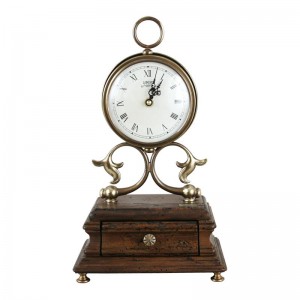 Часы настольные Левон