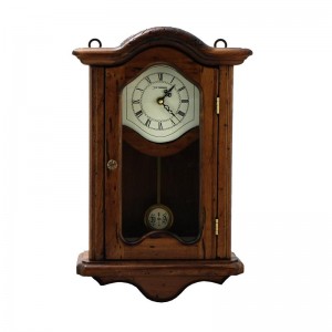 Часы настенные с маятником
