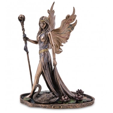 Статуэтка Айне - богиня любви и лета