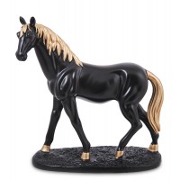 Фигурка Конь на прогулке