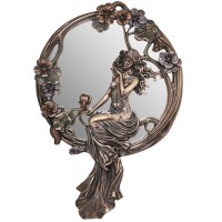 Декоративное зеркало Девушка в цветах