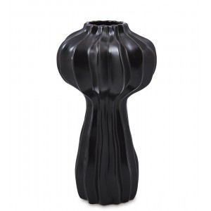 Керамическая ваза Ночной цветок