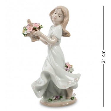Статуэтка Девушка с корзинкой цветов