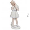 Фигурка Кокетливая девочка