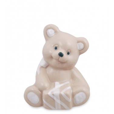 Фигурка Медвежонок с подарком