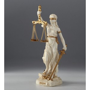 Статуэтка Справедливая богиня Фемида