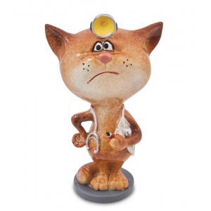 Фигурка Кот - врач